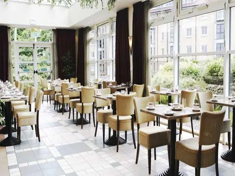 Doubletree By Hilton Aberdeen City Centre 4*,